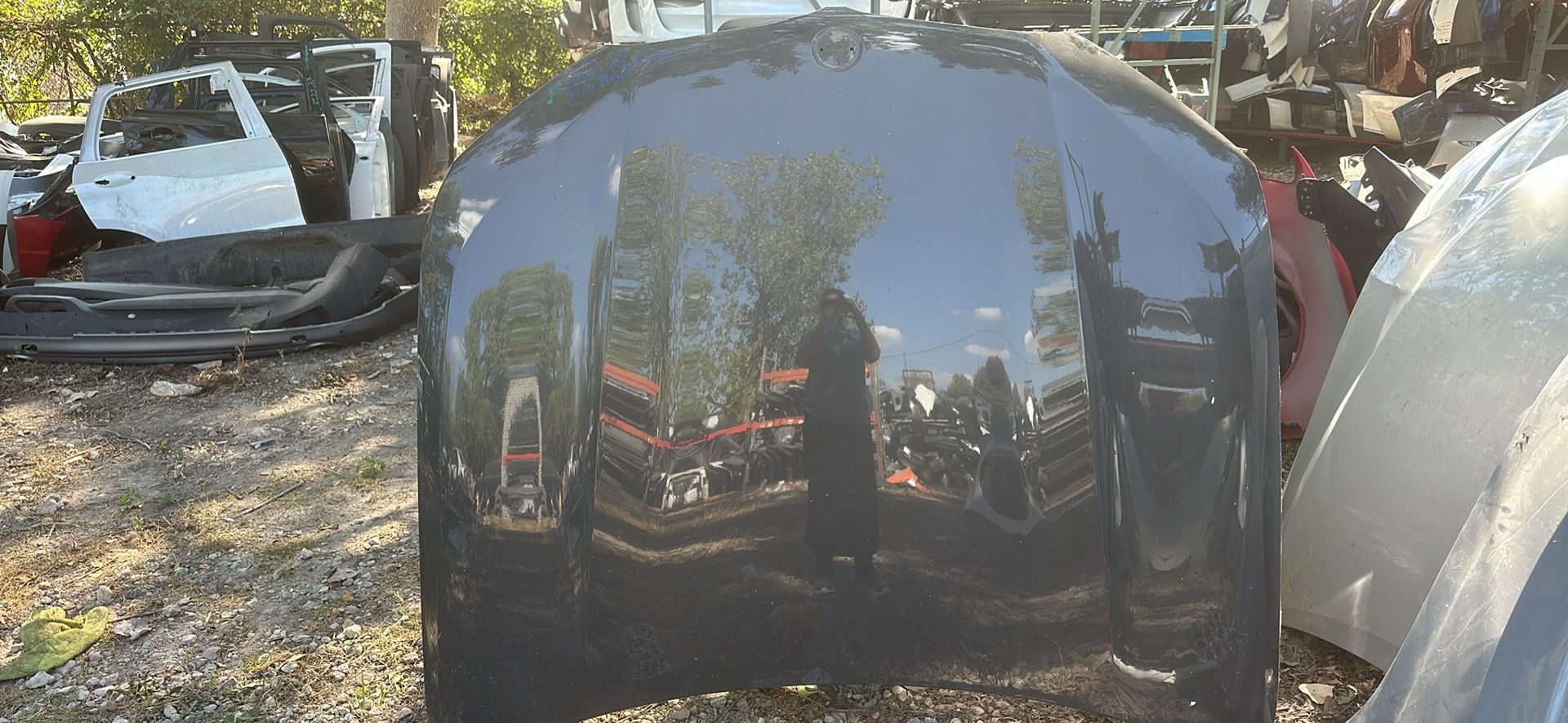 2019 -2023 BMW X7 G07 FRONT HOOD PANEL OEM USED