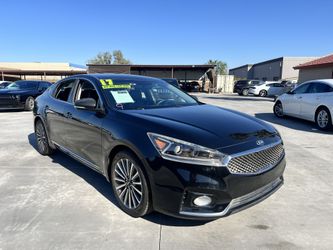 2017 KIA Cadenza