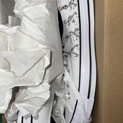 Size 7 - Converse Looney Tunes x Chuck Taylor All Star Low 80th Anniversary -...