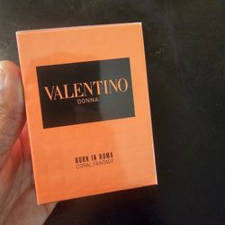 Perfume Valentino 