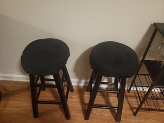 2 stool set