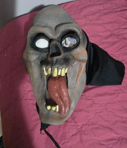 Creepy Demon Skull Halloween Costume Mask
