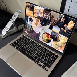 Mac Book Air M4 Chip