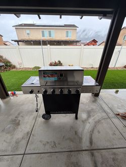 Char-Broil Performance Gas Grill