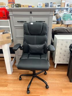 Faux leather office chair on wheels in black