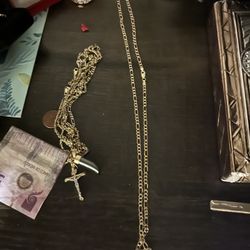 14k Figaro Diamond Cut Chain 9 Grams (solid)