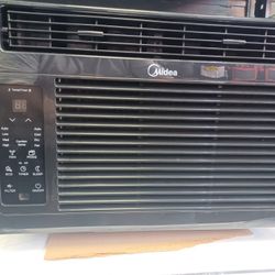 6000btu Windows Ac By Media Smart WiFi.  Complete Set New 