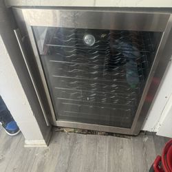 Mini Fridge And Microwave 