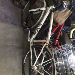 Selling Diamond Back Bike 