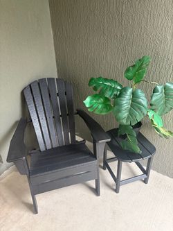 Black Adirondack Chair with Side Table