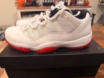 Air Jordan 11 Low Cherry Bottom 2012 Size 9 OG Box – 528895-101