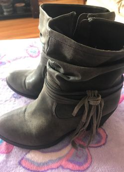 Gray leather jelly top boots