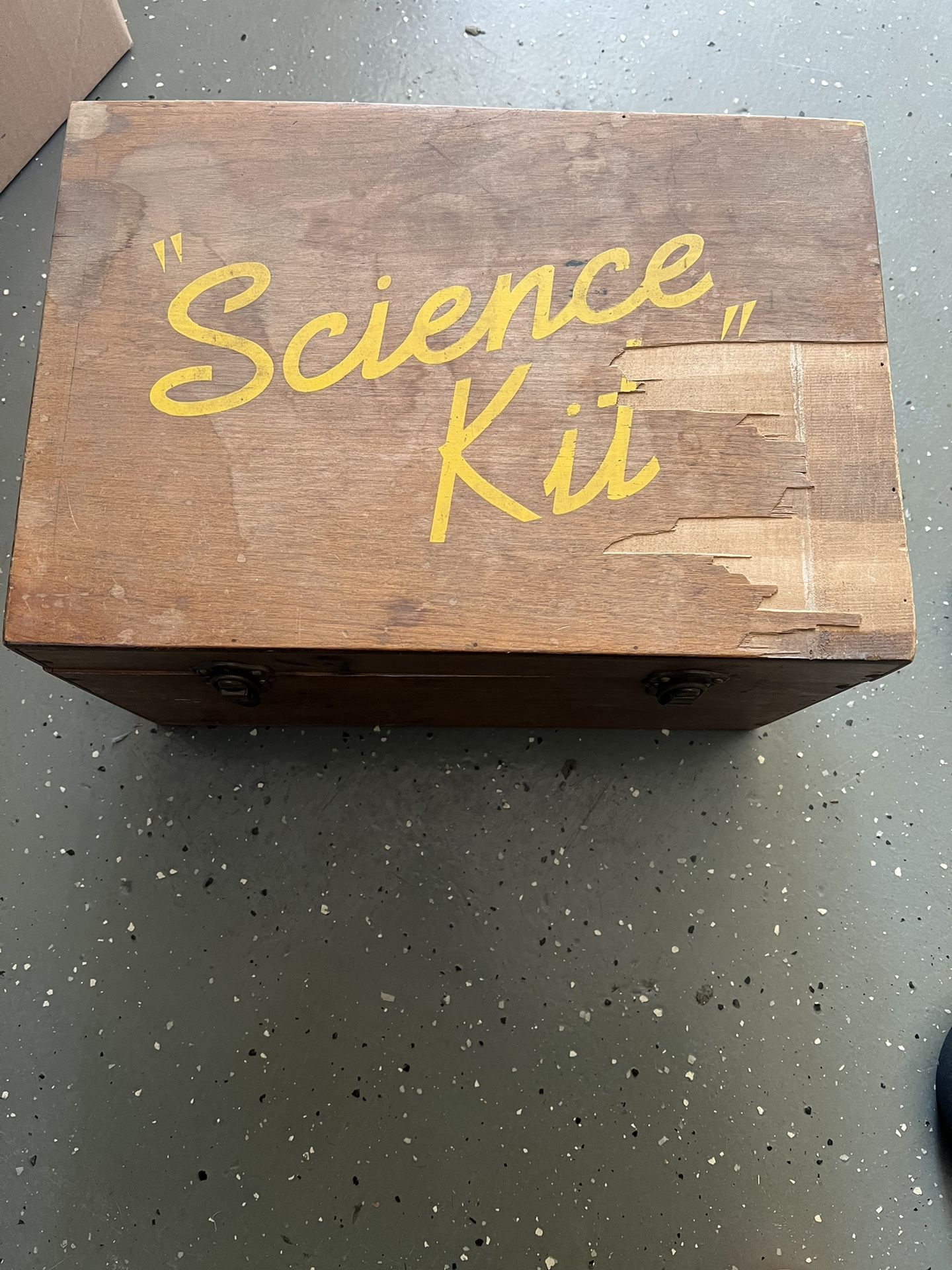 Vintage Science kit Wood Box