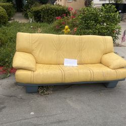 Free Couch Carlsbad 