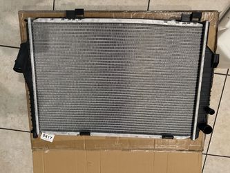 Radiator Assembly With Transmission Oil Cooler Compatible With Mercedes-Benz & Chrysler Crossfire