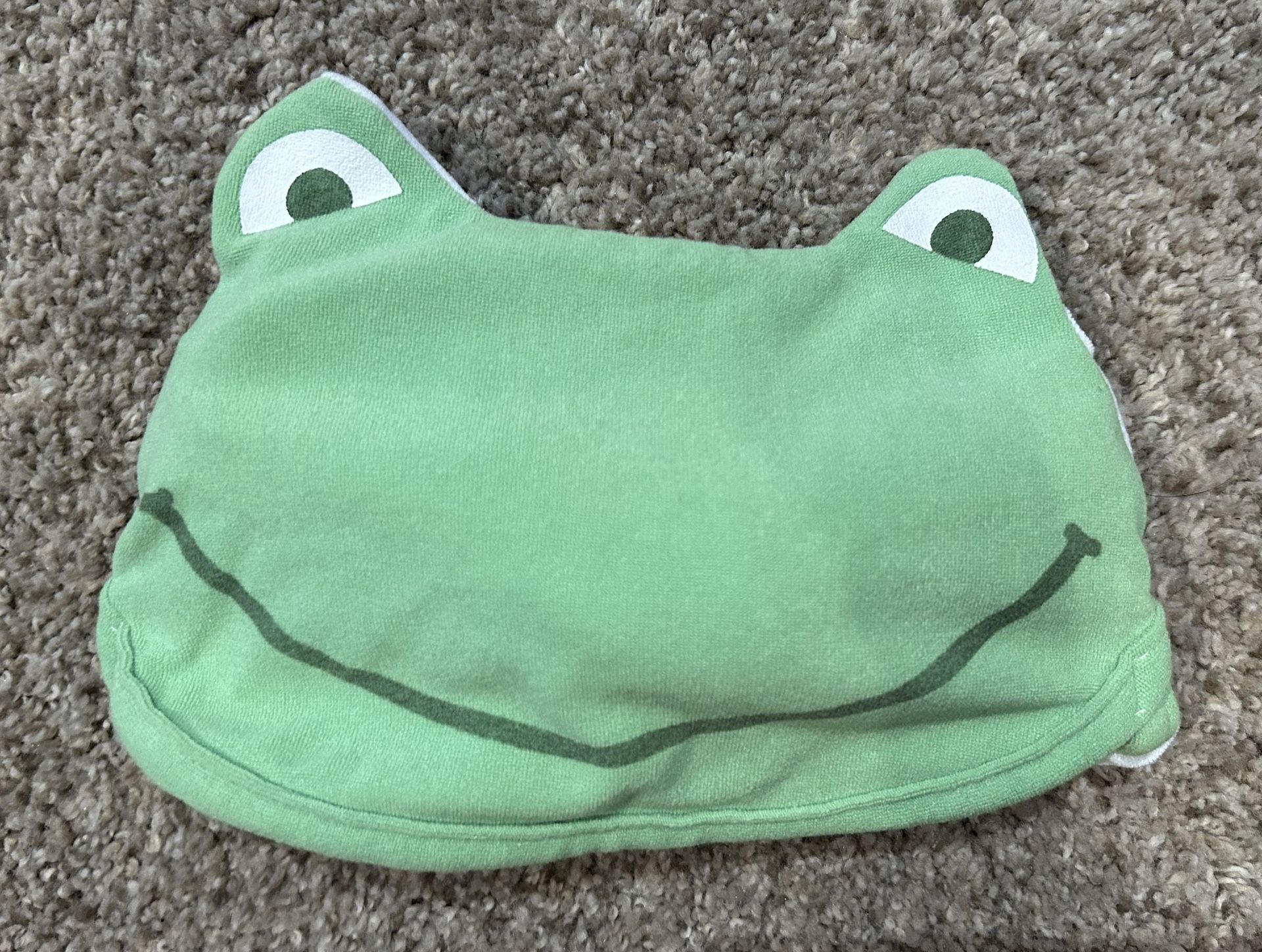 Newborn Frog Wrap