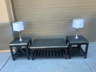 Coffee table and end tables with lamps $25 each