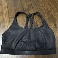 Lululemon Sports Bra Size: Medium 