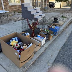 CURB ALERT - FREE - 2301 TULARE AVE BURBANK