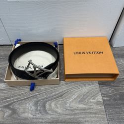 LV Belt For Men 100% AUTHENTIC ( SIZE 34 US )