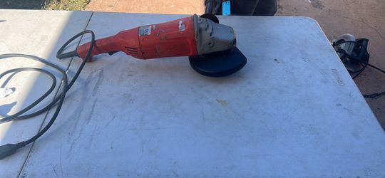 Milwaukee, heavy-duty grinder
