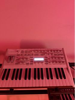 Access Virus Ti2 Polar