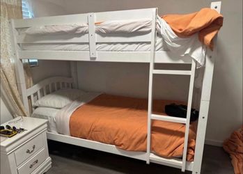 Bunk bed
