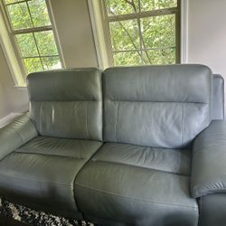 Brand New5 Seater Dual Power Reclining Leather Sofa 