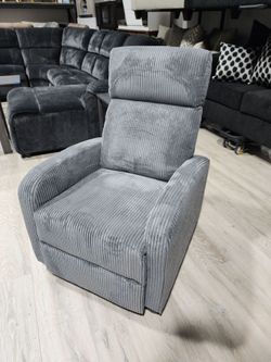 Recliner NEW