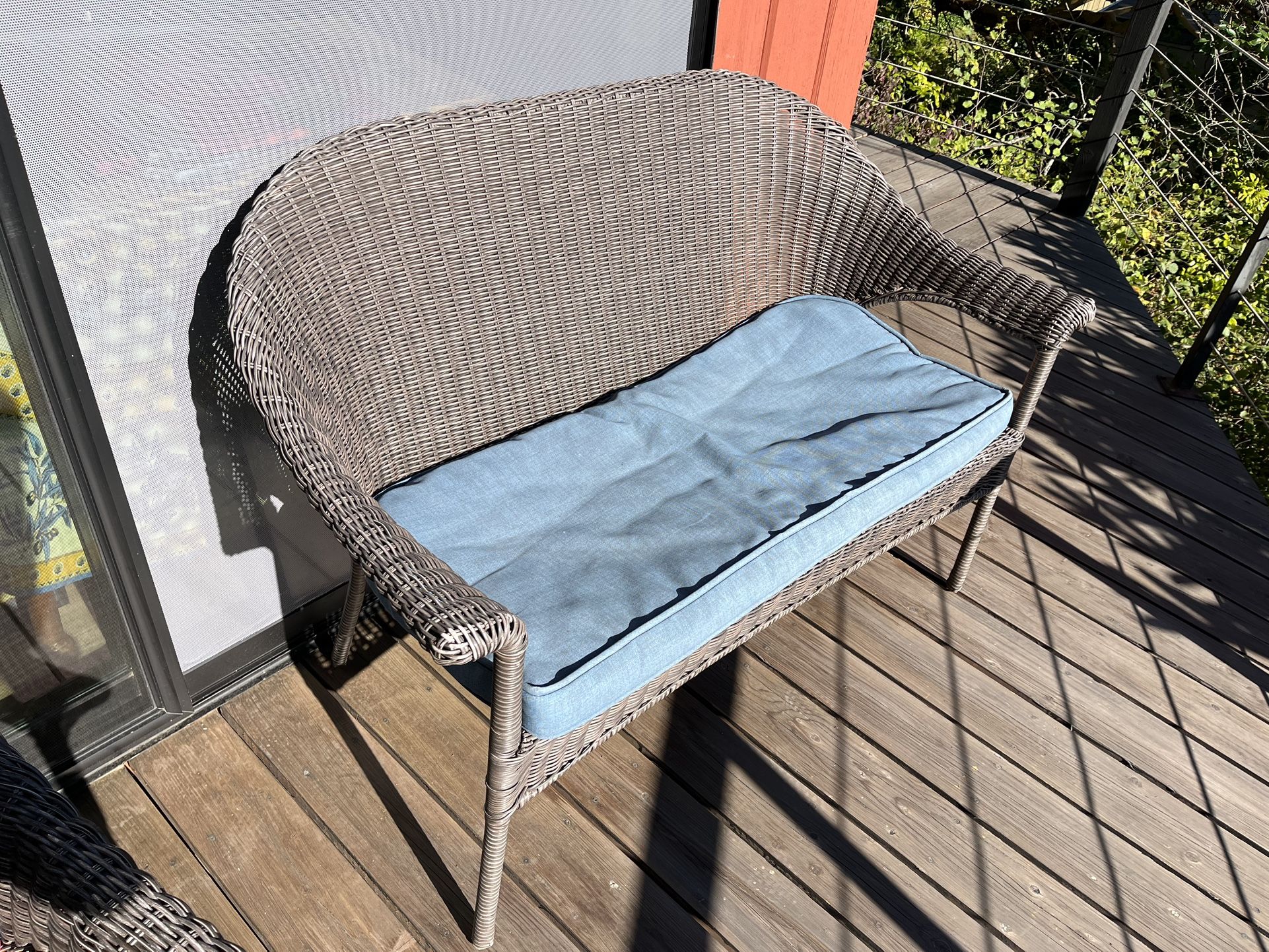 Deck Loveseat With Cushion
