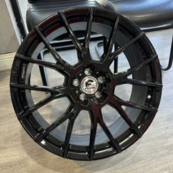 Juego De Rines y Llantas  22" Forgiato Gloss Black En Especial Para Mercedes O Audi‼️ 