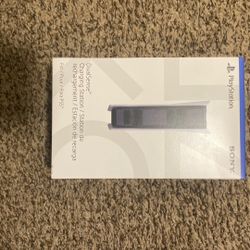 never used new playstation 5 wireless Dualsense charging station
