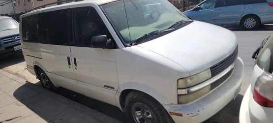 2001 Chevrolet Astro Van
