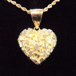 NEW 10K GOLD LADIES LARGE HEART NUGGET PENDANT WITH CHAIN