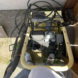 Honda Pressure Washer 2400 Psi / 2.5 GPM