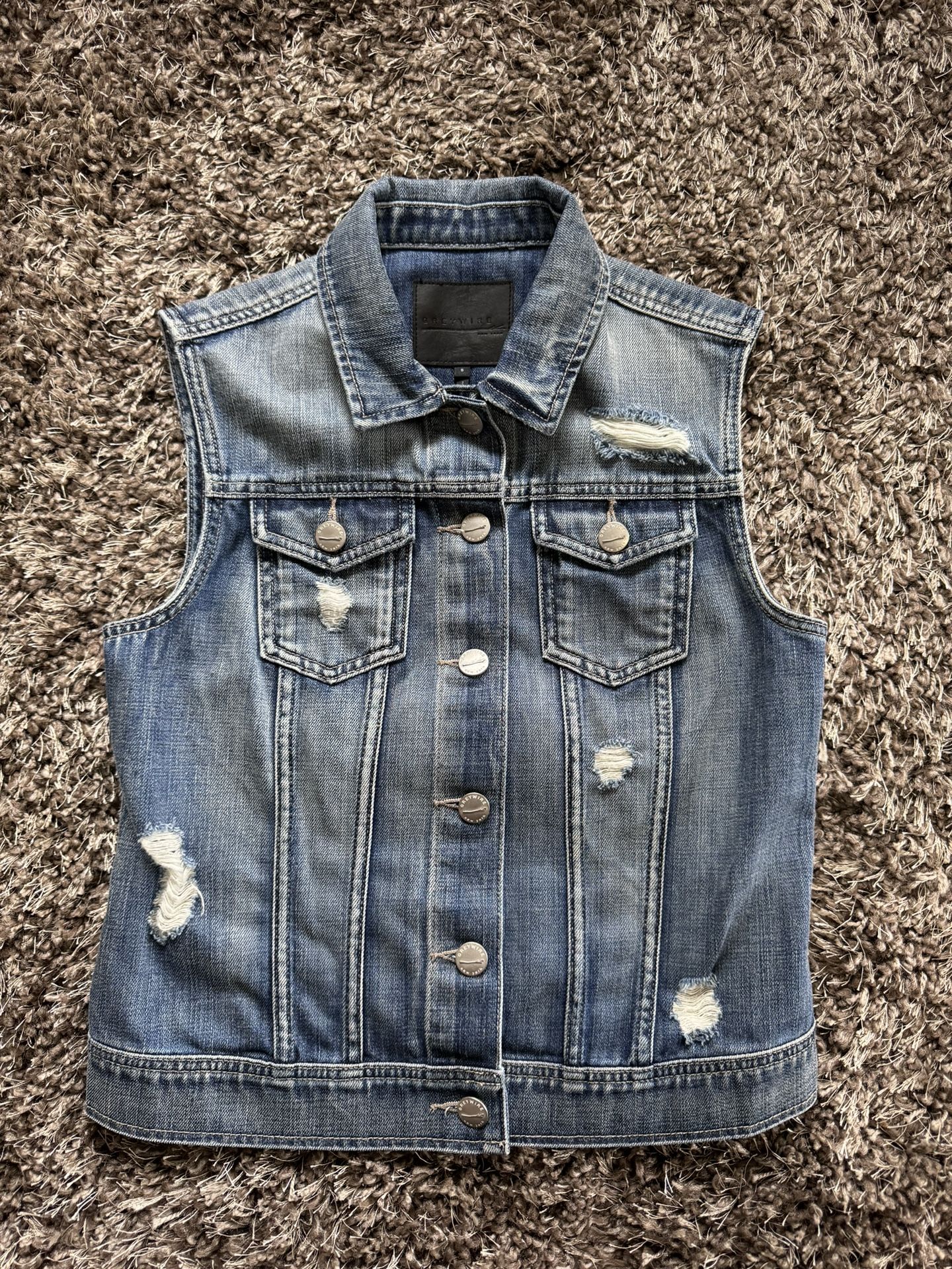 Greywire New York Lilly Vest in Soho distressed denim Jean Light Med Wash Sz SML