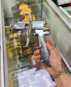 Spray gun