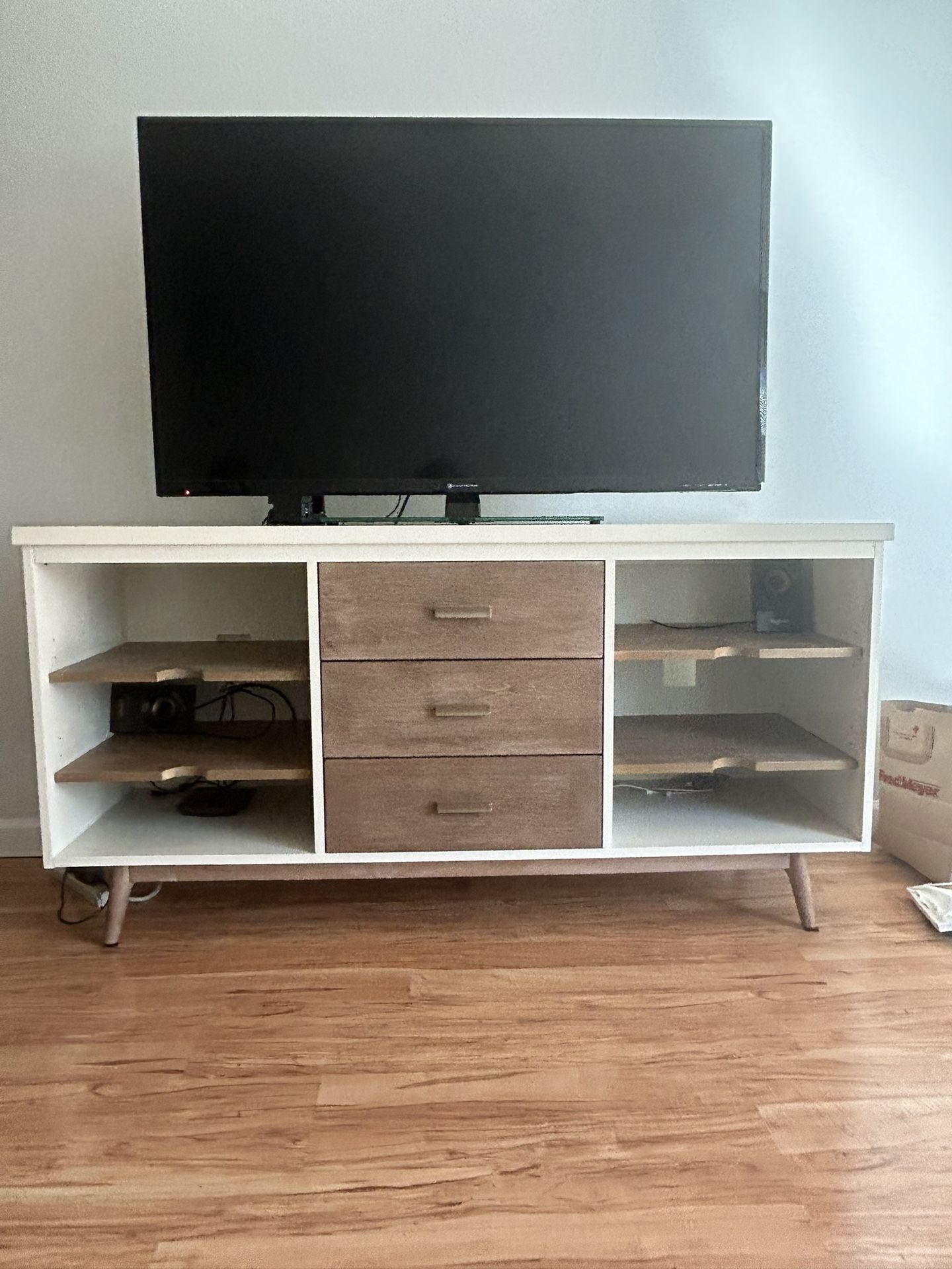 Tv Stand / Console 