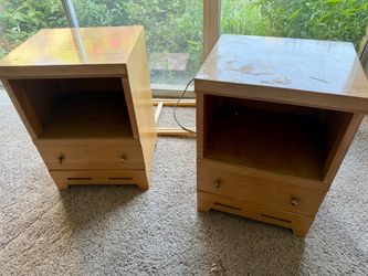 Pair MCM Harmony House Blonde Nightstands End Tables
