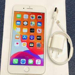 Factory unlocked apple iphone 8 plus 64 gb , store warranty 