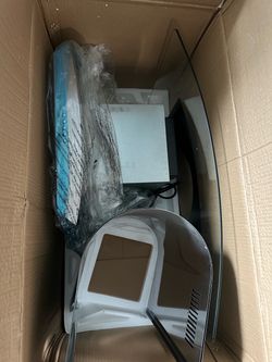 Glass range hood brand new