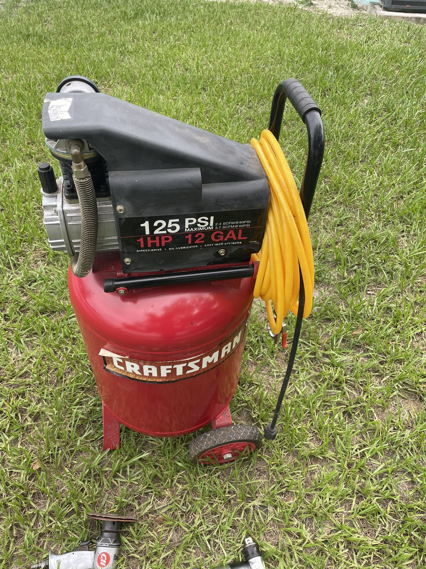 12 Gallon Air Compressor 