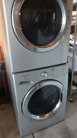 FRIGIDAIRE FRONT LOAD WASHER AND ELECTRIC DRYER