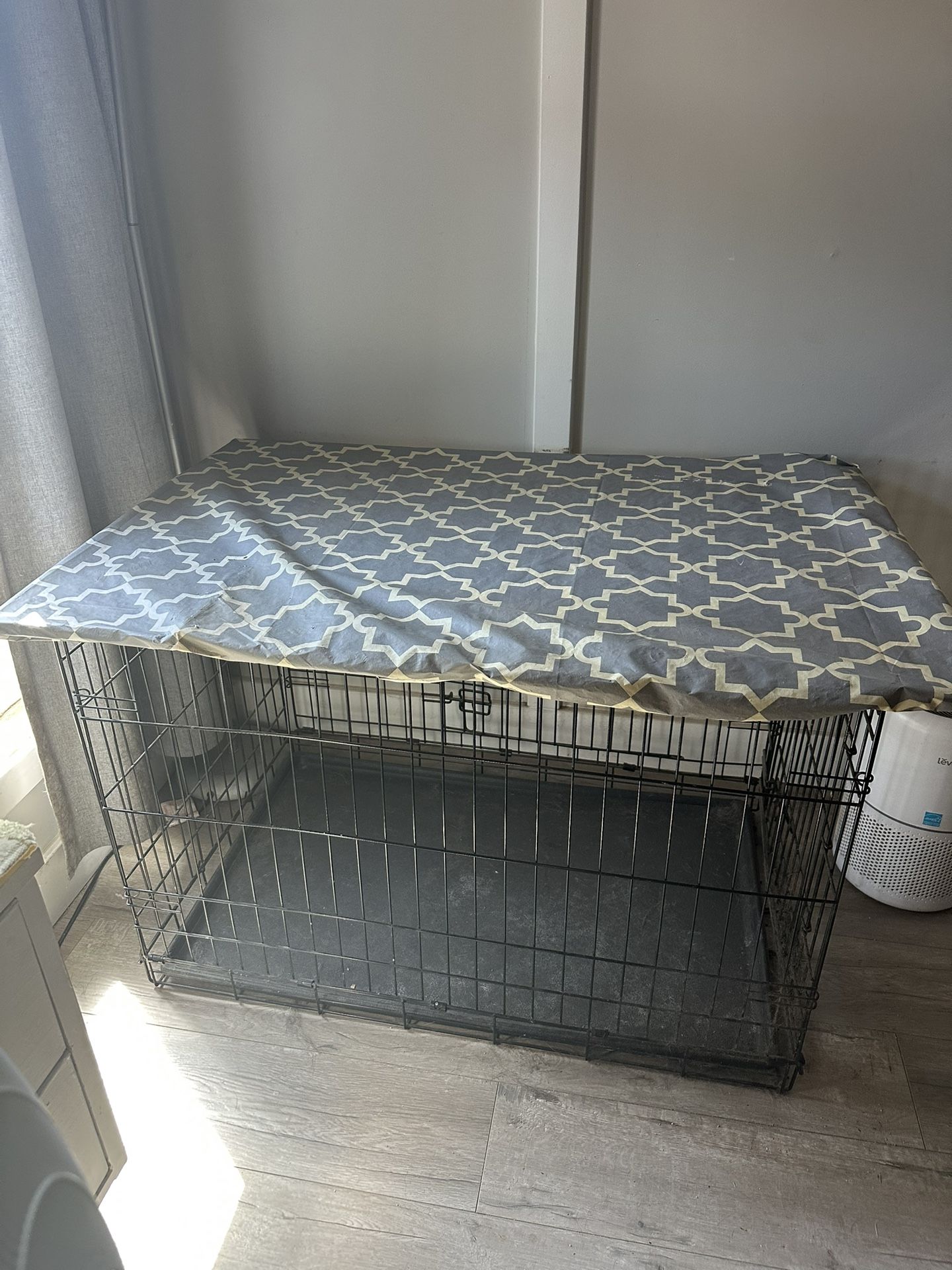 Dog kennel medium