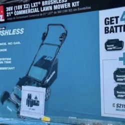 Makita 21 in. 18V X2 (36V) LXT Lithium-lon Cordless Walk Behind Self Propelled Lawn Mower Kit with 4 battery &charger