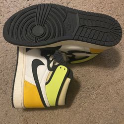 Jordan 1 Retro High Volt Gold M8.5