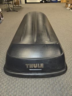 Thule Mountaineer rooftop rack