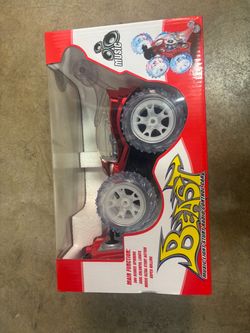 Beast Music Light Stunt RC Car