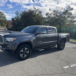 Toyota Tacoma 2018 