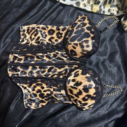 cute clothes  women/teen size xs and s 